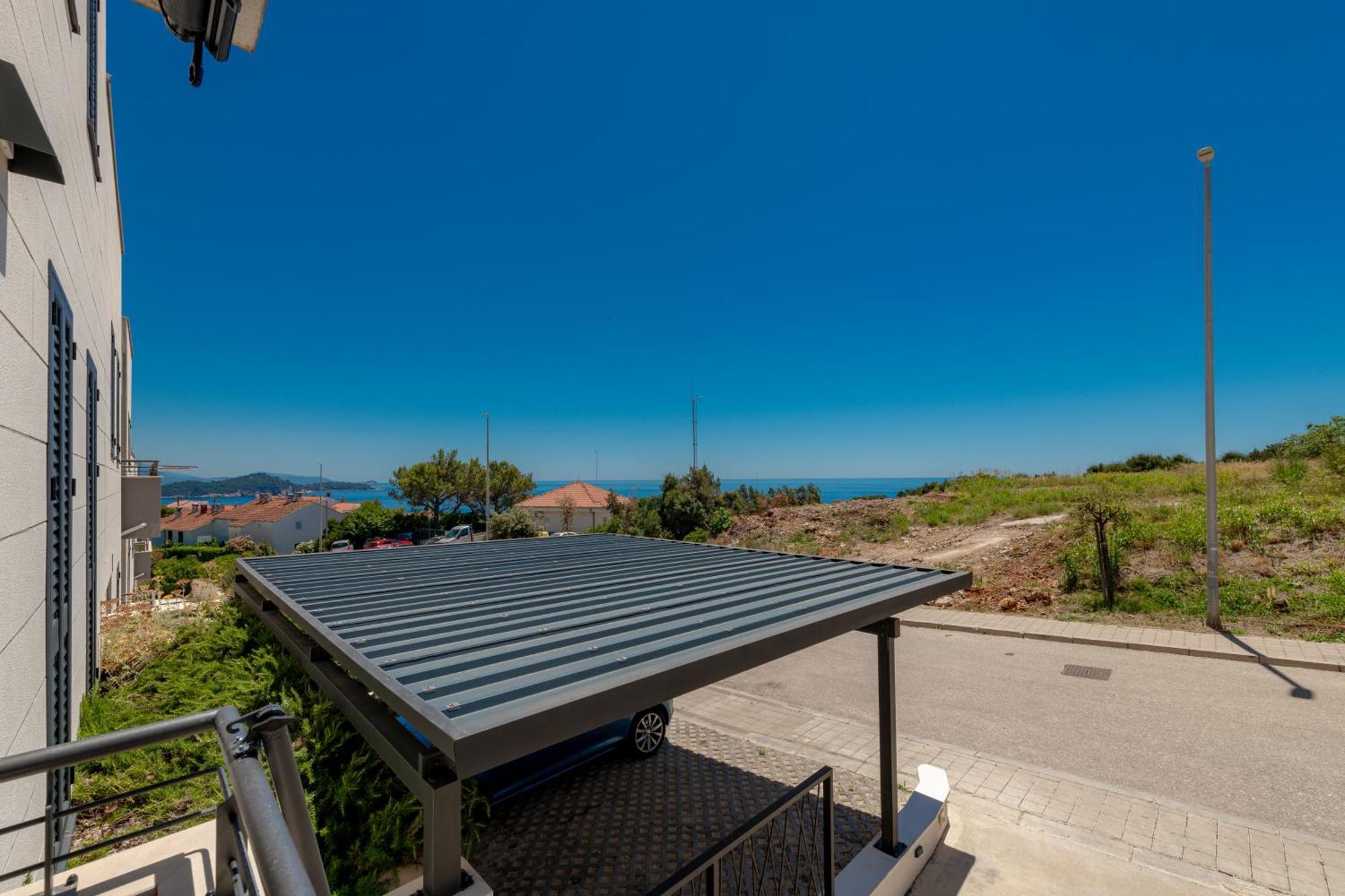 Sunny Rock Apartma *